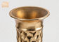 Trumpet Bentuk Lantai Vas Peralatan Rumah Tangga Barang-barang Dekoratif Emas Daun-daunan Meja Vas Fiberglass