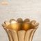 Fiberglass Plant Pot Peralatan Rumah Tangga Barang Dekoratif Dalam Ruangan Dengan Lapisan Emas